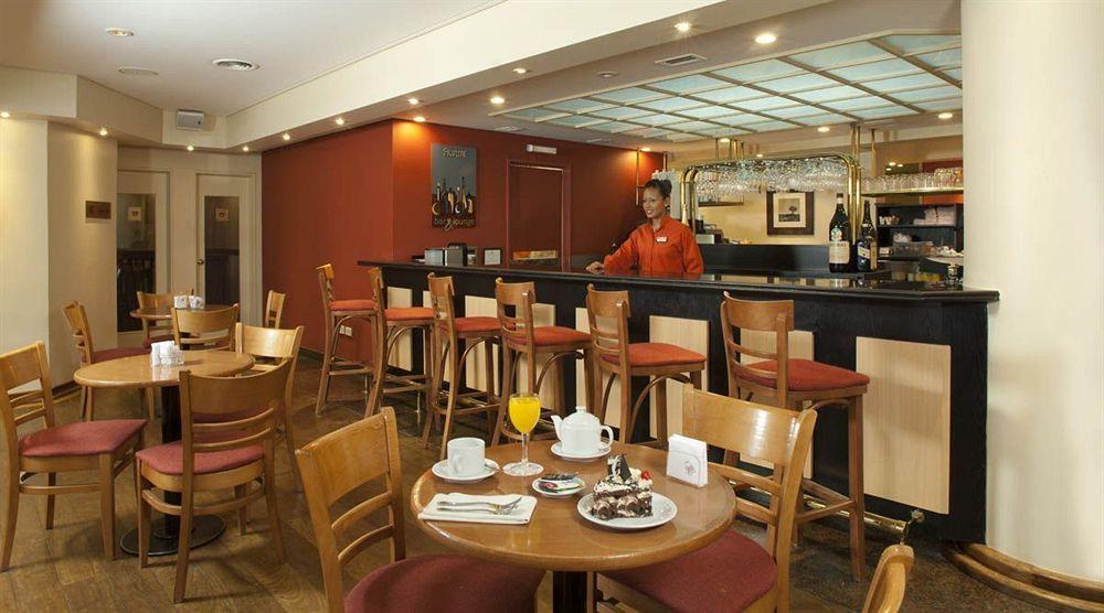 Austral Plaza Hotel Comodoro Rivadavia Esterno foto