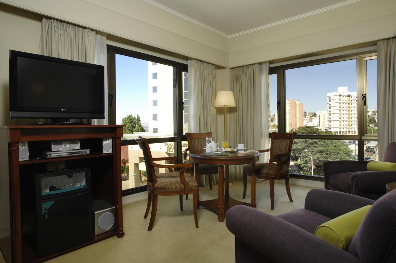 Austral Plaza Hotel Comodoro Rivadavia Esterno foto