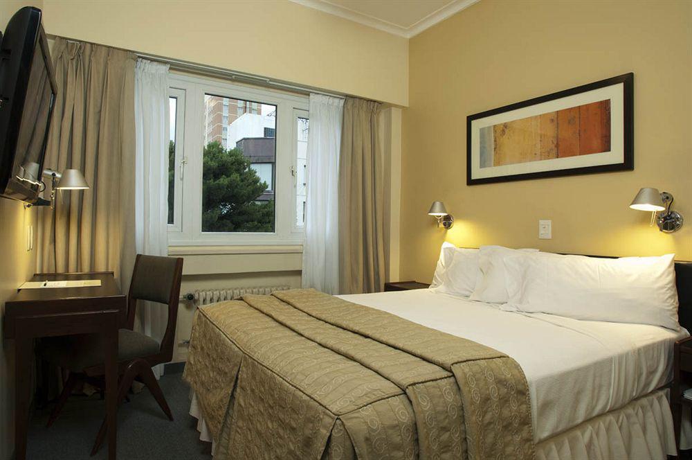 Austral Plaza Hotel Comodoro Rivadavia Esterno foto